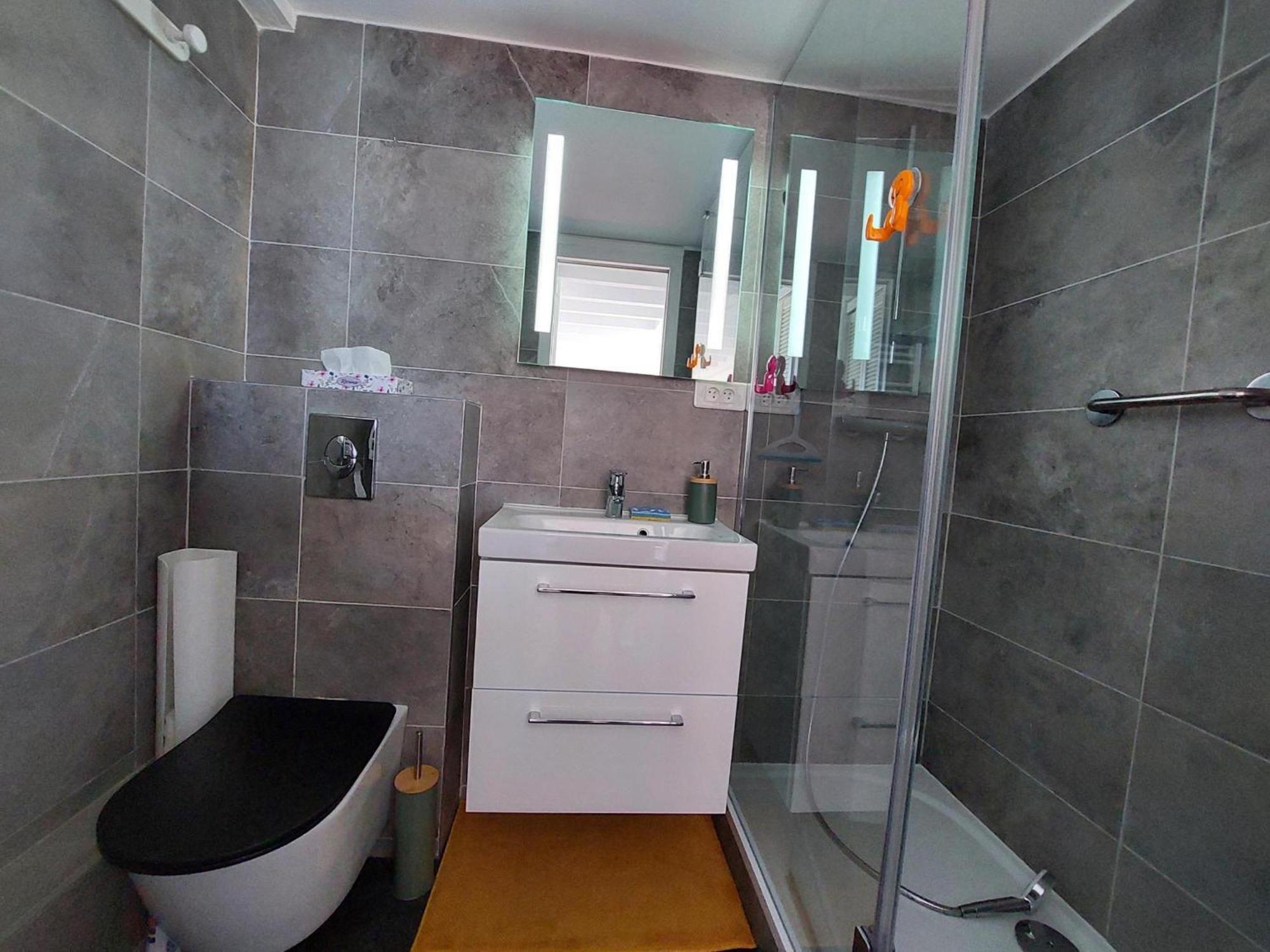 Charmant Appart Renove A 50M De La Plage Avec Balcon Et Parking - Fr-1-550-78 Royan Zewnętrze zdjęcie